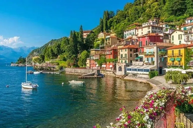 Holiday home Le Palm House Has Two Bedrooms With The Breathtaking View Over Lake Como Perledo