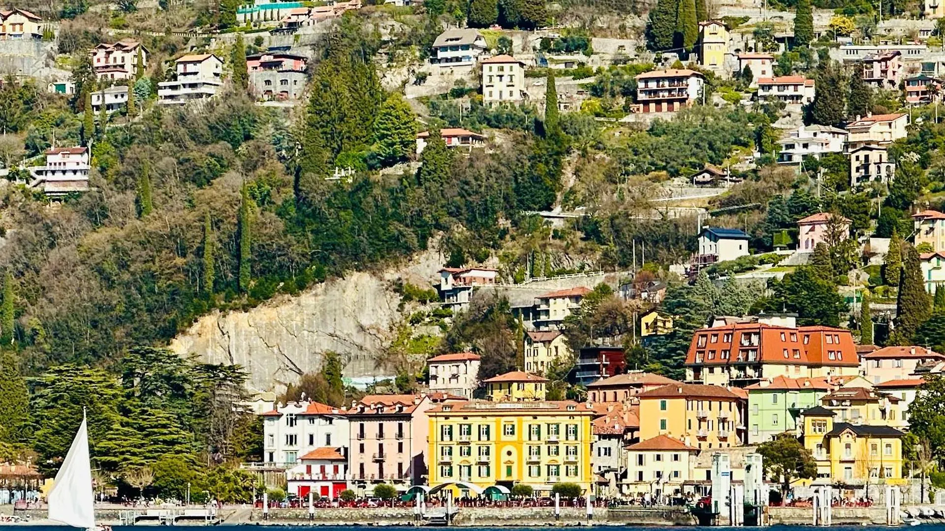 Le Palm House Has Two Bedrooms With The Breathtaking View Over Lake Como Perledo Italy