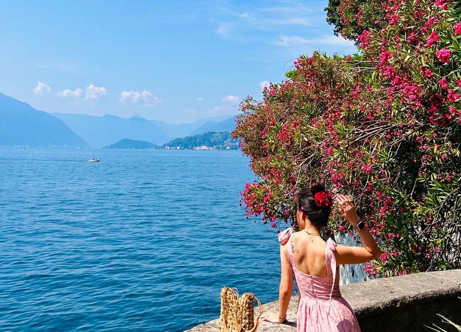 Le Palm House Has Two Bedrooms With The Breathtaking View Over Lake Como Perledo